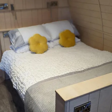 Luxury tent Ashberry Glamping
